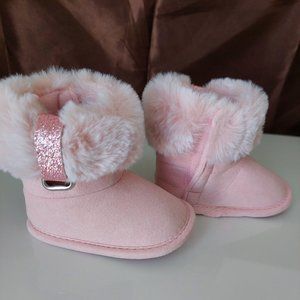 RO+ME Faux Fur Pink Infant Boots~ Sz 0-6Mos. NWOT.
